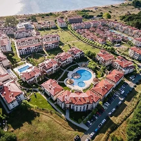 Life Sea View 아파트 소조폴